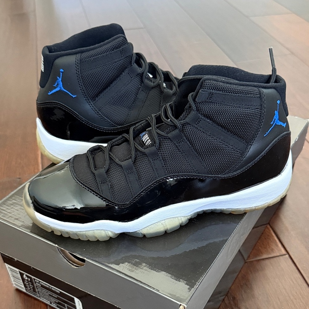 Air Jordan 11 XI Space Jam Retro 2016 Release, Brand New GS 6Y